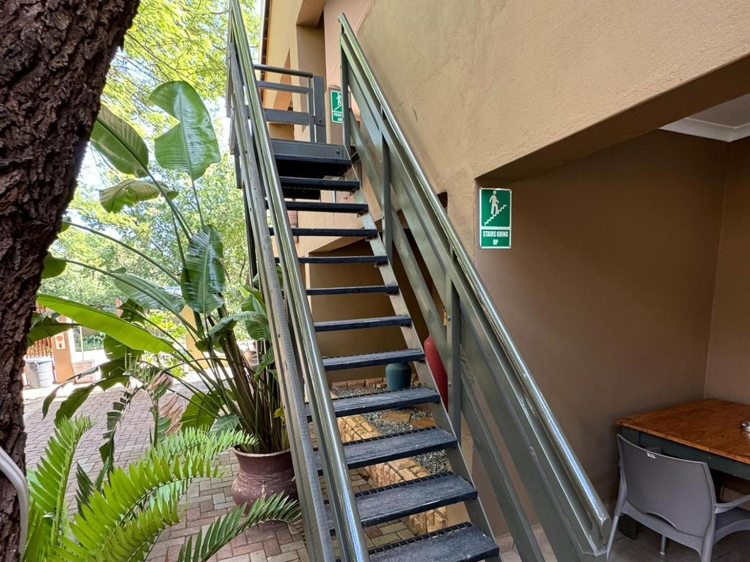 Echo Mountain Inn (Adults Only) Thabazimbi Δωμάτιο φωτογραφία